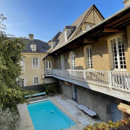 La Maison Aux Murs Anciens Et Ses Chambres Тарб Екстер'єр фото